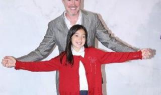 夏克立黄嘉千怎么认识的 夏克立是谁