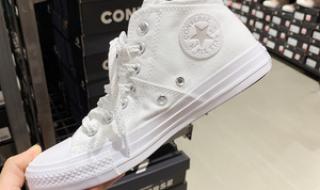 高帮鞋鞋带怎么系 高帮帆布鞋鞋带系法